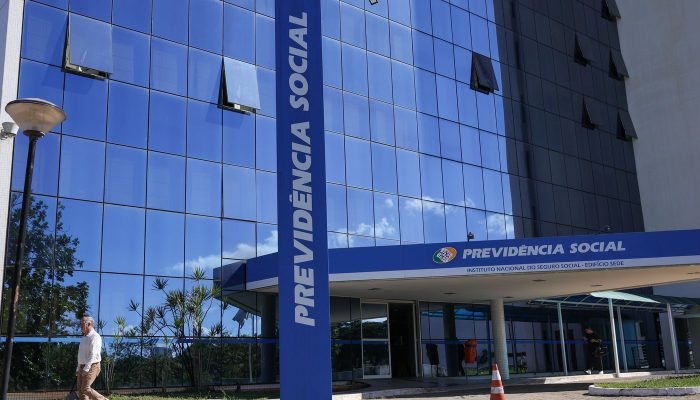 Aposentados do INSS agora podem obter consignado sem biometria facial