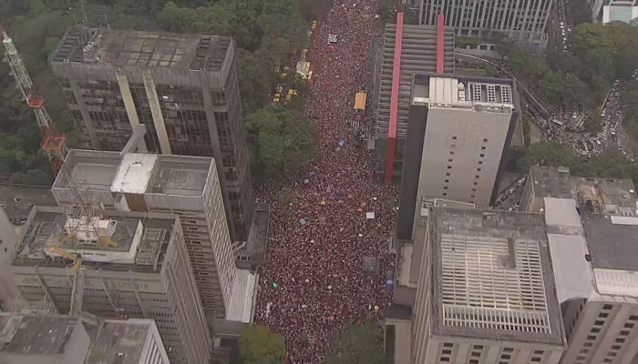 Avenida Paulista sedia grande ato político de Lula com foco em educação e direitos