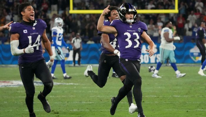 Baltimore Ravens vencem Dallas Cowboys no Maracanã com chute decisivo no último segundo