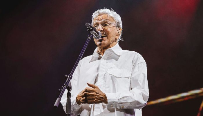 Caetano Veloso convoca ato pela democracia no Rio em domingo de manifestações