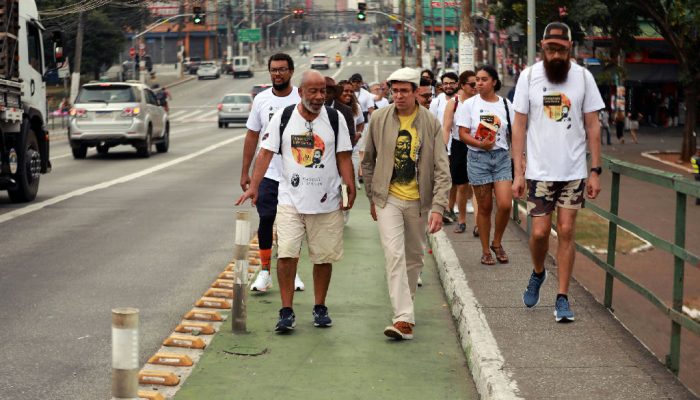 Caminhada em São Paulo refaz trajeto histórico do funeral de Luiz Gama