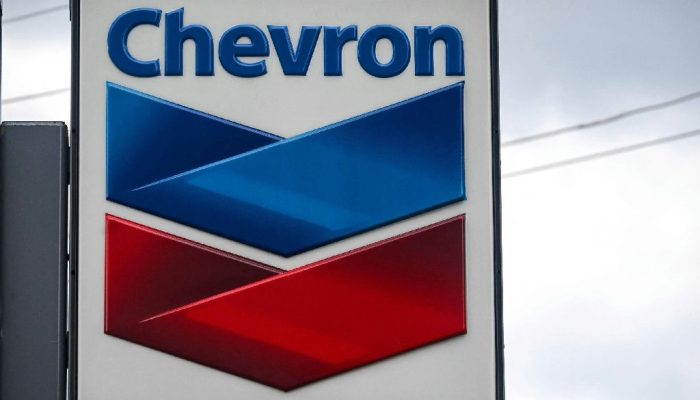 Chevron negocia expansão na Venezuela em movimento estratégico para o governo Trump