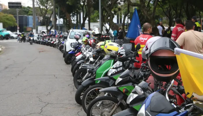 Cobertura previdenciária: IBGE revela que maioria dos motociclistas de aplicativo está desprotegida