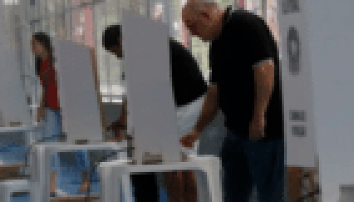 Como anular o voto corretamente na urna eletrônica durante o segundo turno das eleições 2026