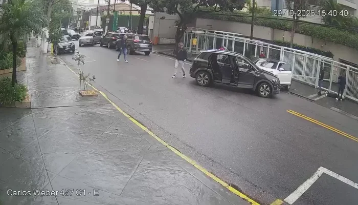 Confronto entre polícia e quadrilha deixa um morto e ferida na Zona Oeste de São Paulo
