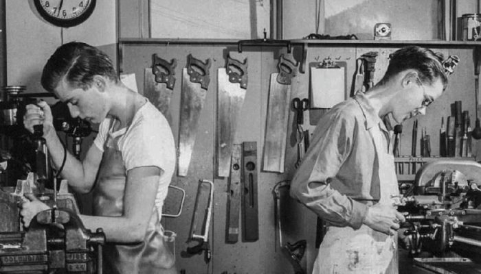 Da exaustão ao descanso: como evoluiu a jornada de trabalho no país