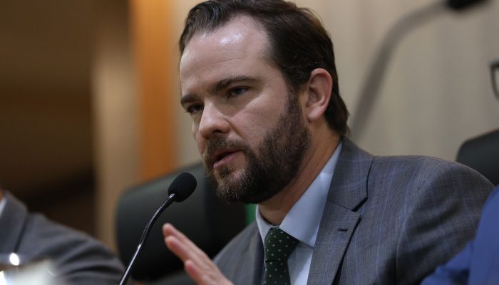 Dario Durigan articula mediação para renegociação de dívidas do Rio de Janeiro