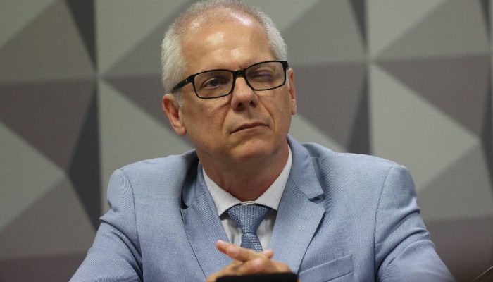 Defesa de ex-presidente do INSS recorre ao STF contra prisão que supera 300 dias