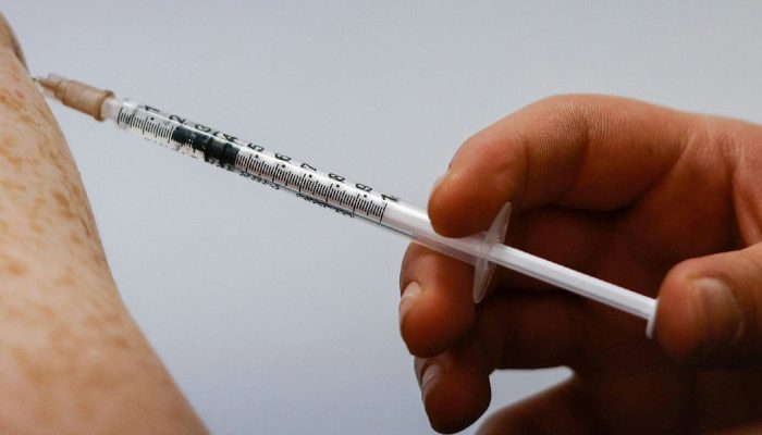 Demência em idosos: vacina contra herpes-zóster pode reduzir risco, indica pesquisa