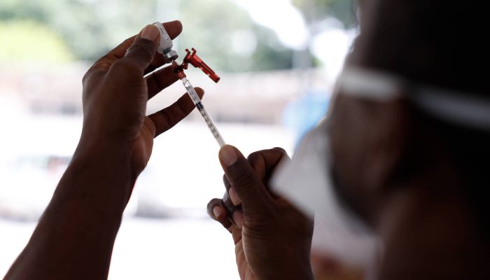 Dia D de multivacinação mobiliza o país neste sábado para atualizar cadernetas