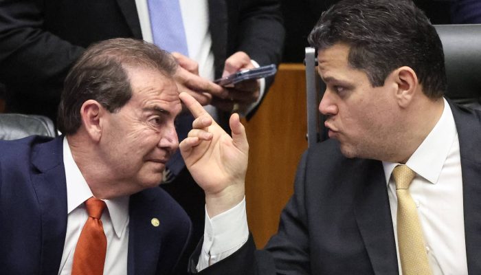 Direita descarta acordo com Alcolumbre por indulto a Bolsonaro