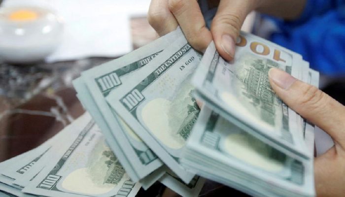 Dólar sobe 1,15% e encerra a R$ 5,09 em dia de cautela no mercado financeiro