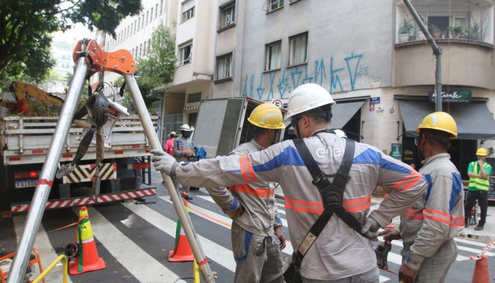 Enel sofre sanção milionária do Procon de São Paulo por blecautes na capital