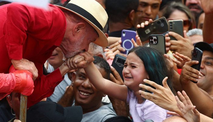 Equipe de Lula busca margem segura e monitora apoio secreto a Flávio no fim da disputa