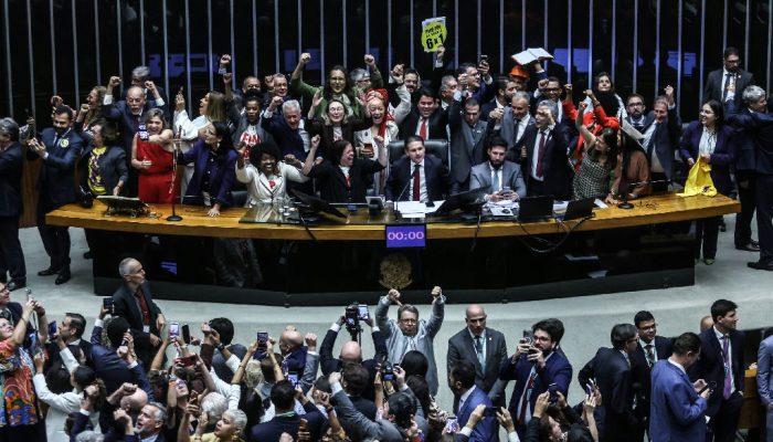 Flexibilização na Câmara: servidores terão jornada presencial reduzida durante período eleitoral