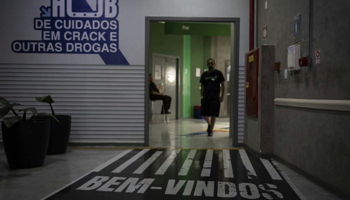 Governo de São Paulo planeja expandir modelo de atendimento a dependentes químicos para o interior