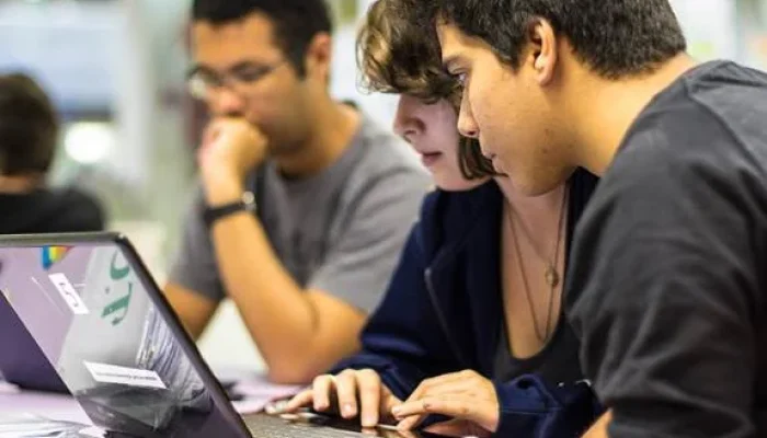 Guarulhos impulsiona qualificação profissional com 150 vagas em cursos gratuitos