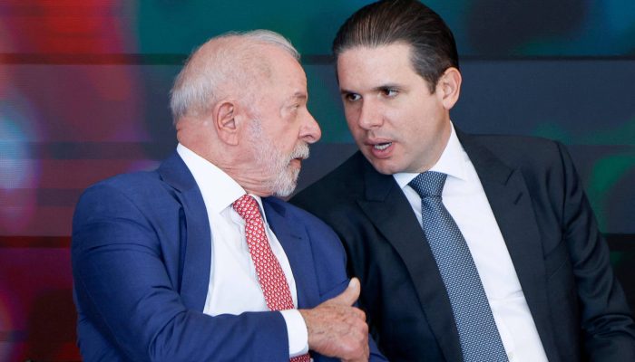 Hugo Motta oficializa apoio a Lula na Paraíba após neutralidade do Republicanos