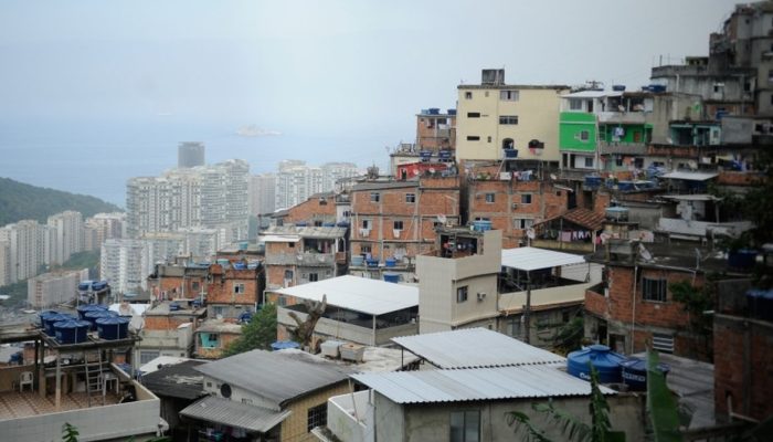 tância no varejo”. Dias destaca que os preços ao consumidor “refletem de forma s
