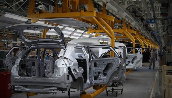 Venda de veículos novos em 2026 atinge o maior patamar dos últimos 13 anos