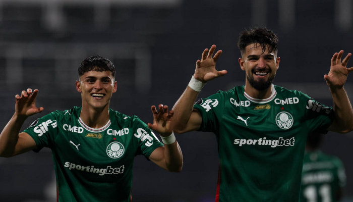ting Cristal pelo placar de 2 a 0, na noite desta terça-feira (5) no estádio Ale