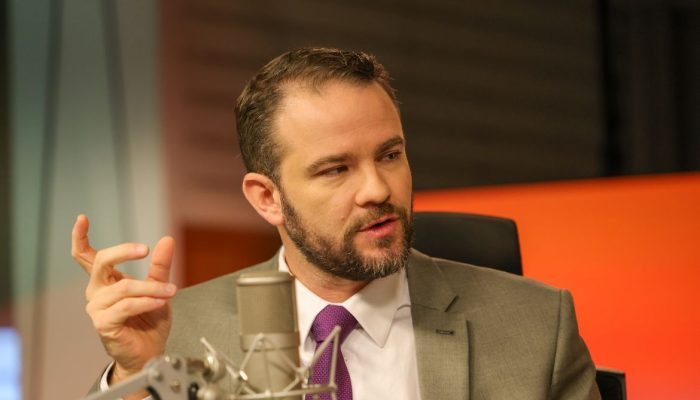 ária pensada para conter, no Brasil, a alta dos combustíveis provocada pela guer