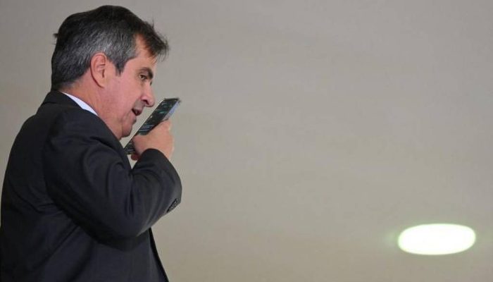 dia para dar de presente. Qualquer pessoa que não é assinante poderá ler. benefí