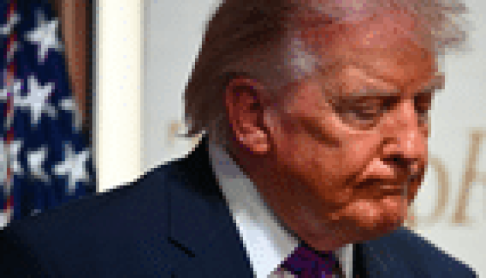 Trump adia ofensiva contra o Irã enquanto Putin fortalece aliança com a China