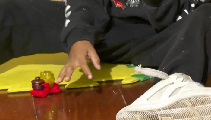 falta de vagas em abrigos da Prefeitura de SP Seis irmãos, entre 1 e 13 anos, pa