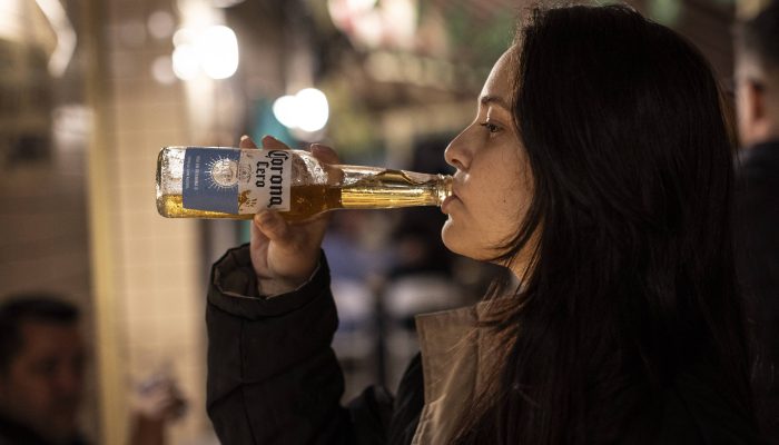 Indústria cervejeira aposta em saudabilidade e eventos para reverter queda nas vendas