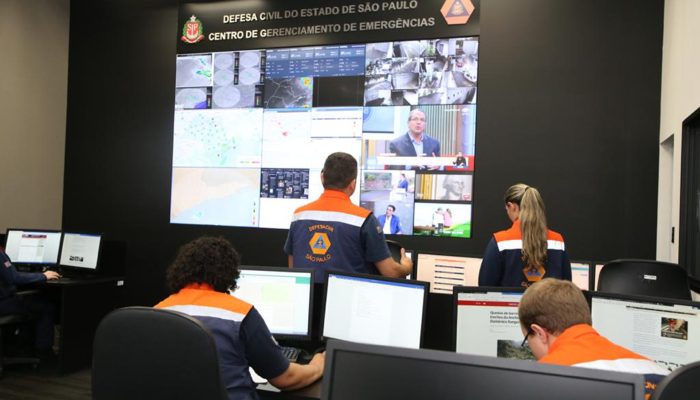 ariamente a ferramenta de emissão de alertas de eventos climáticos até que as au