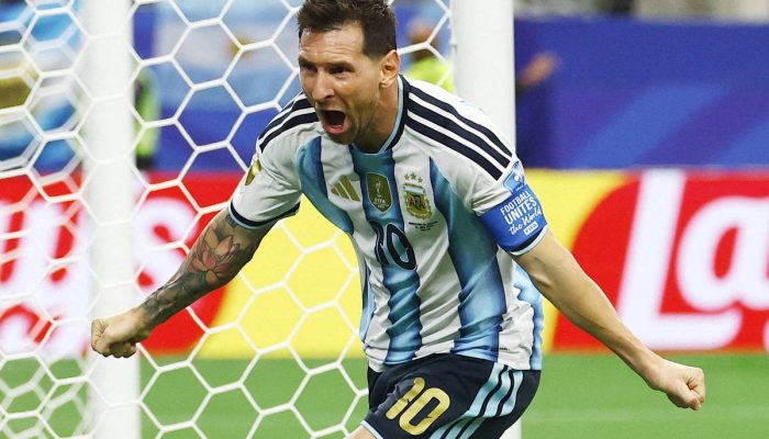 Lionel Messi supera Klose e se torna o maior artilheiro das Copas do Mundo