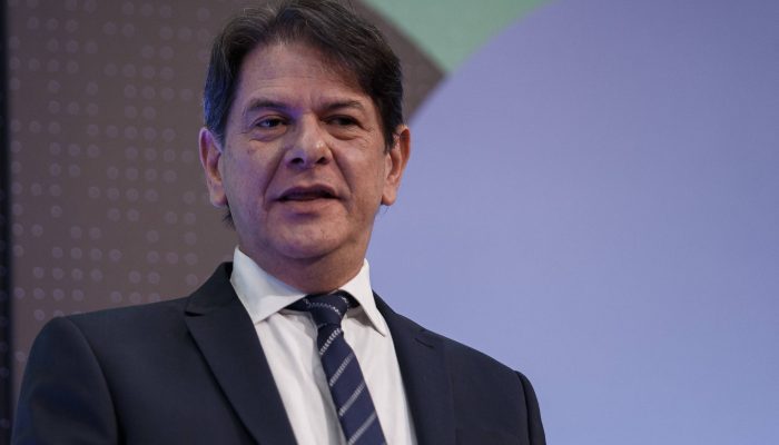 Apelo de Lula leva Cid Gomes a disputar o Senado e reconfigura cenário eleitoral no Ceará
