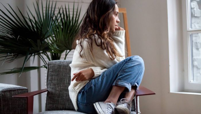 Suicídio em jovens: estudo detalha fatores de risco e caminhos para prevenção