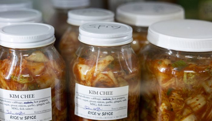 A ciência desvenda os benefícios de kimchi, missô e chucrute para a saúde humana