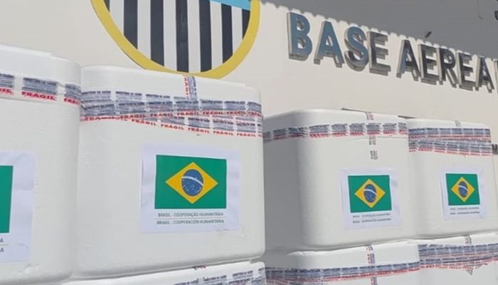 Brasil envia 690 mil doses de vacinas à Venezuela afetada por terremotos