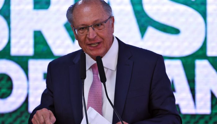 Alckmin defende reciprocidade comercial e nega retaliação em meio a tarifas dos EUA