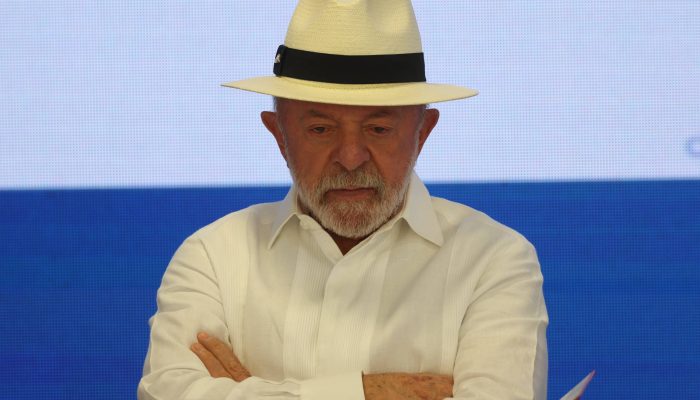 Em meio a atritos, Lula expande núcleo de campanha para as eleições de 2026