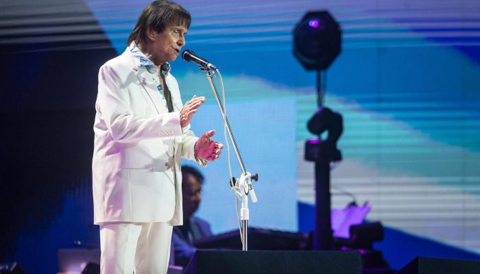 Roberto Carlos fará cirurgia de vesícula: entenda o procedimento e a recuperação