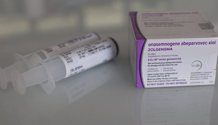 Novas regras do governo Lula buscam reduzir em 50% custos de medicamentos de alto valor no SUS