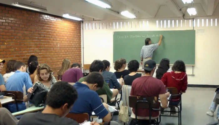 Inep abre inscrições para seleção de professores do Enade 2027