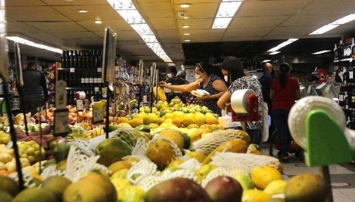 INPC registra alta de 0,82% em setembro e acumula 4,29% em 12 meses