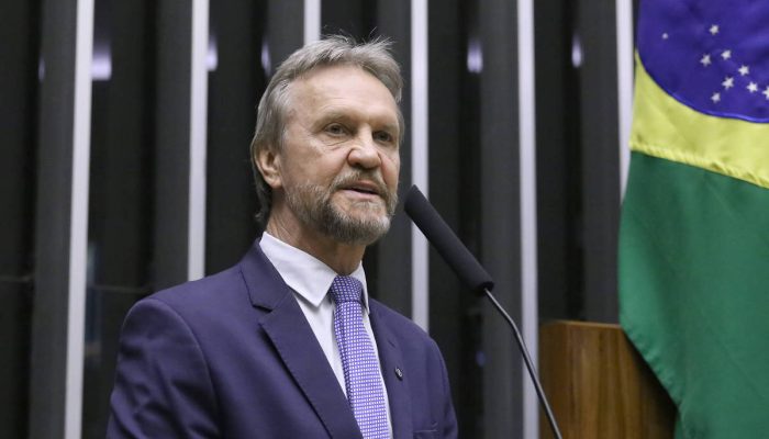 Líder do PT na Câmara, Pedro Uczai recebe alta hospitalar após sofrer AVC