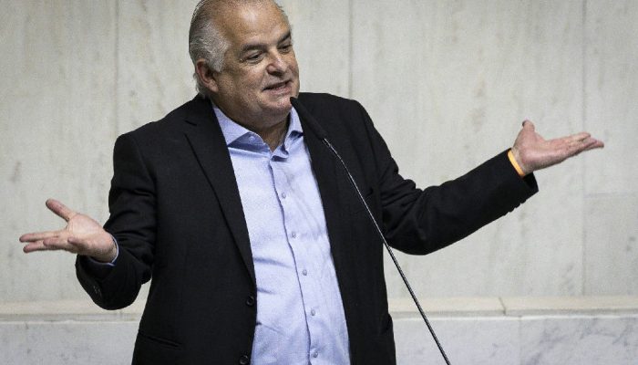 Márcio França sugere voto em homens para o Senado e gera reação imediata de Marina e Tebet