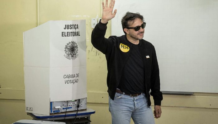 Missão elege dois deputados em sua estreia eleitoral, aquém da ampla aposta nacional