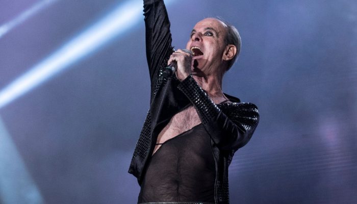 ney-matogrosso-cantor-turne-estadio-show-foto-raphael-dias-getty-images