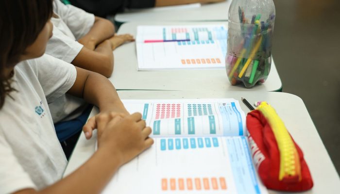 Novas diretrizes do MEC e CNE elevam o ensino de arte a campo de conhecimento essencial