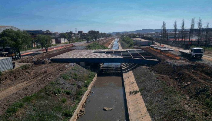 Obras de nova ponte e avenida em Bonsucesso aceleram em Guarulhos