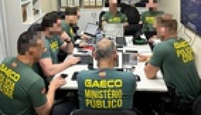 Operação Tabuleiro mira facção criminosa com mandados em Santa Catarina e no Paraná