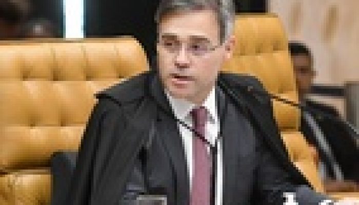 Polícia Federal aponta que André Mendonça ignorou provas e focou em Moraes no Caso Master